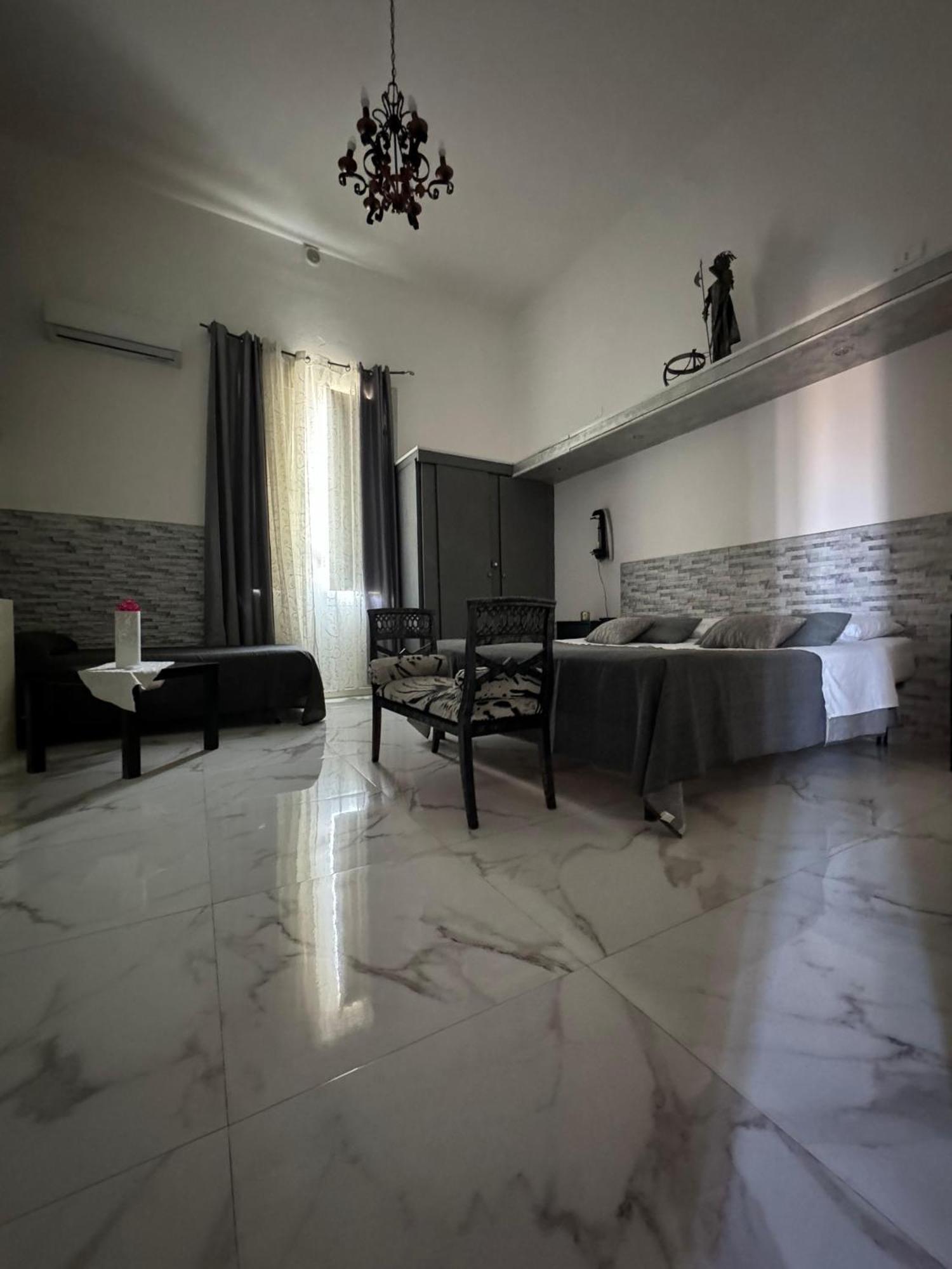 Couette-café Camelot Palerme