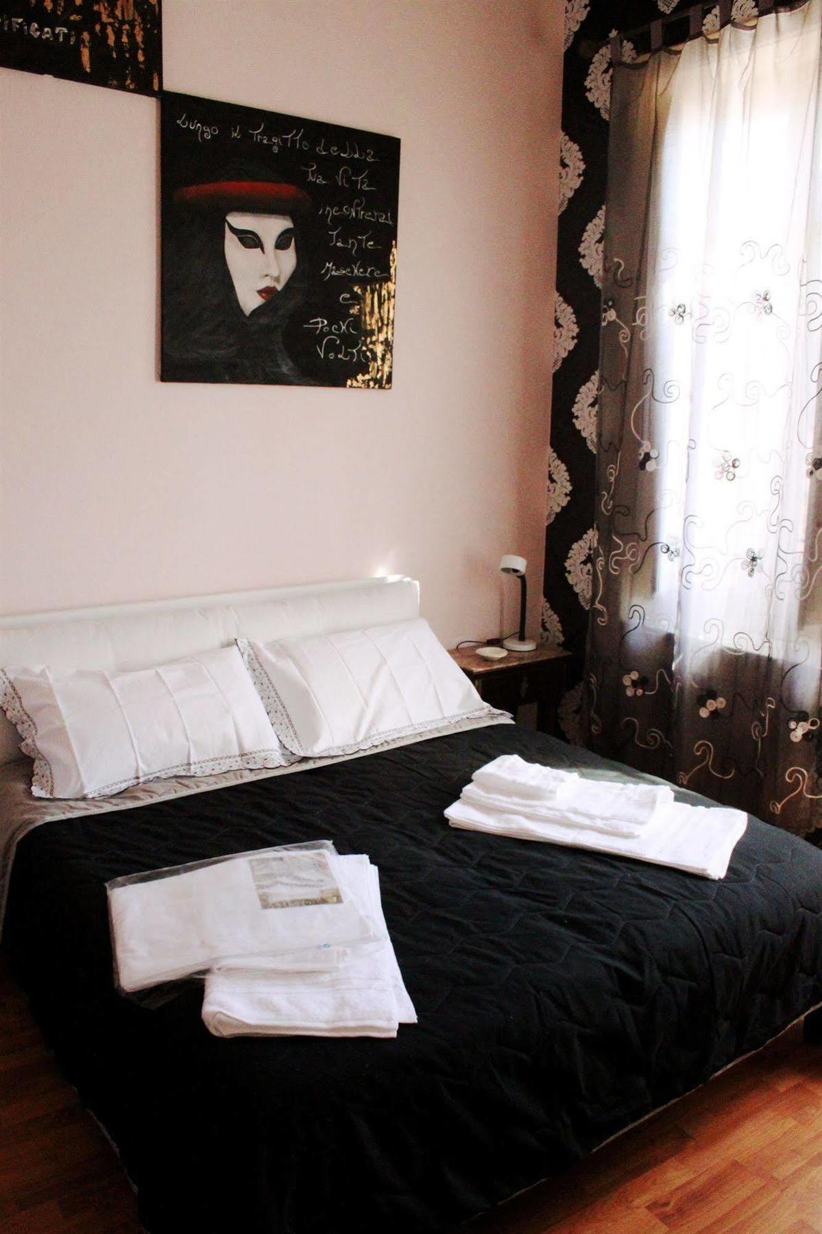 Camelot Bed & Breakfast 3*